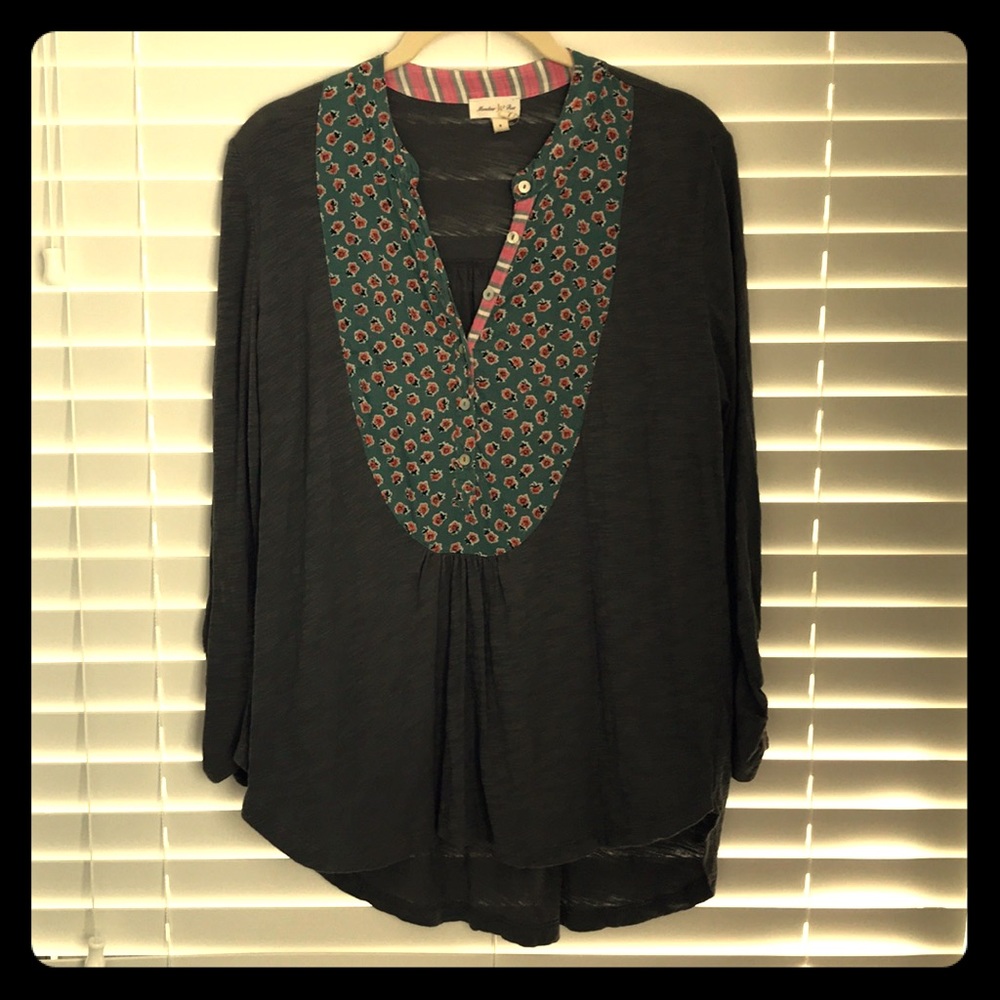 Anthropologie gray top